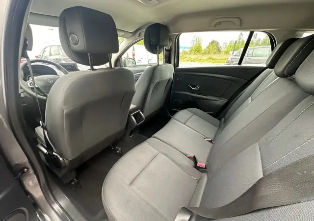 RENAULT Megane 1.6 16V 110 Dynamique