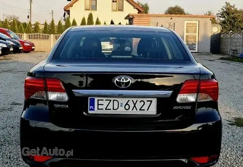 TOYOTA Avensis 