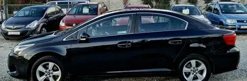 TOYOTA Avensis 