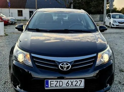 TOYOTA Avensis 