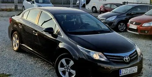 TOYOTA Avensis 