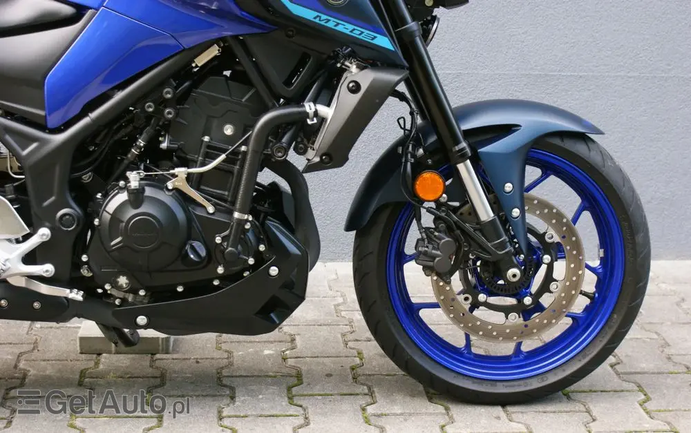 YAMAHA MT 