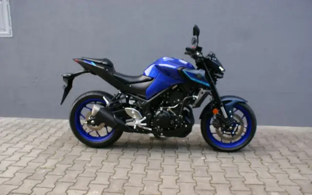 YAMAHA MT 