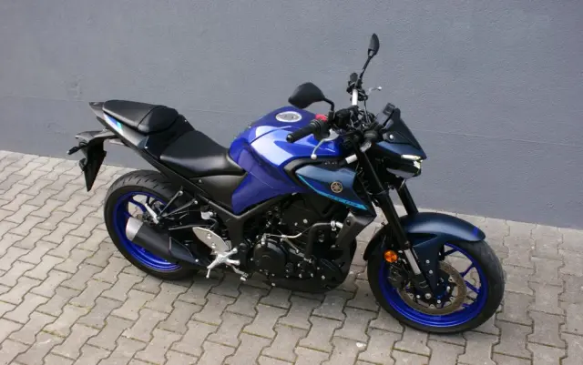 YAMAHA MT 