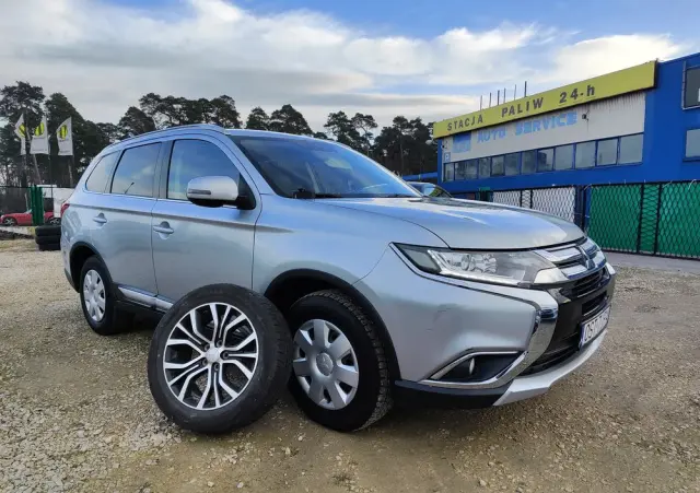 MITSUBISHI Outlander 2.0 2WD CVT Diamant Edition+