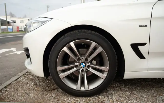 BMW 3GT 