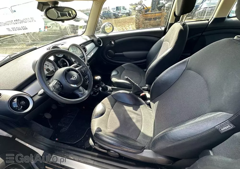 MINI Cooper D Green Park