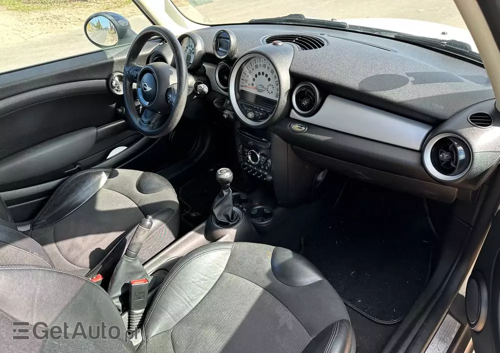 MINI Cooper D Green Park