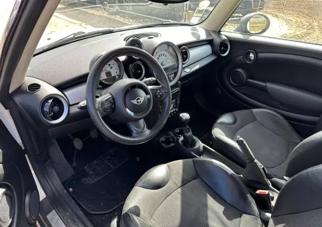 MINI Cooper D Green Park