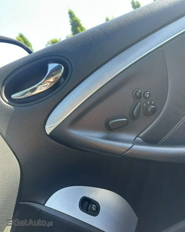 MERCEDES-BENZ CLK 