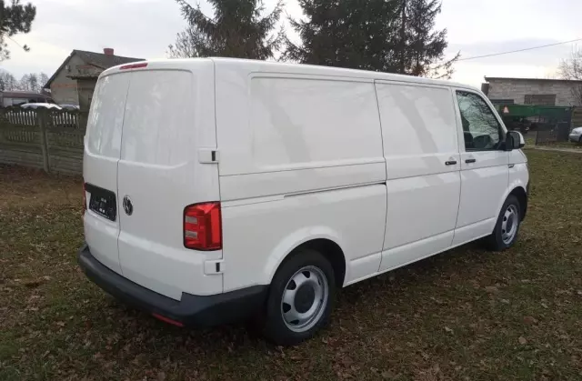 VOLKSWAGEN TRANSPORTER 