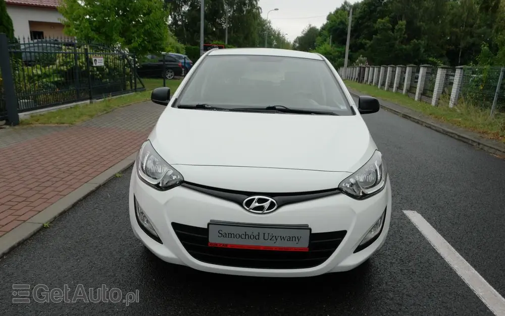 HYUNDAI I20 