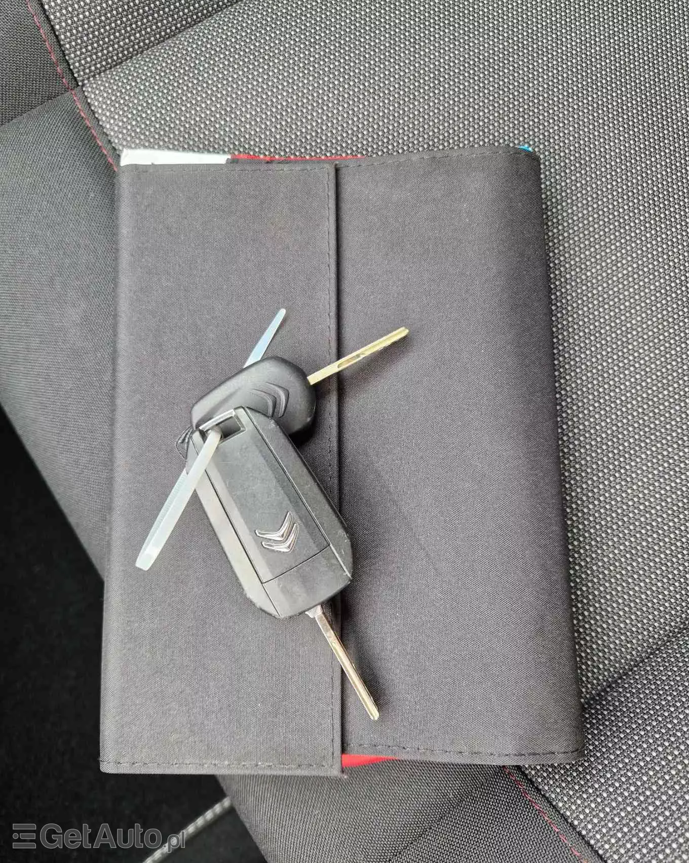 CITROËN C4 Cactus PureTech 110 Stop&Start Shine