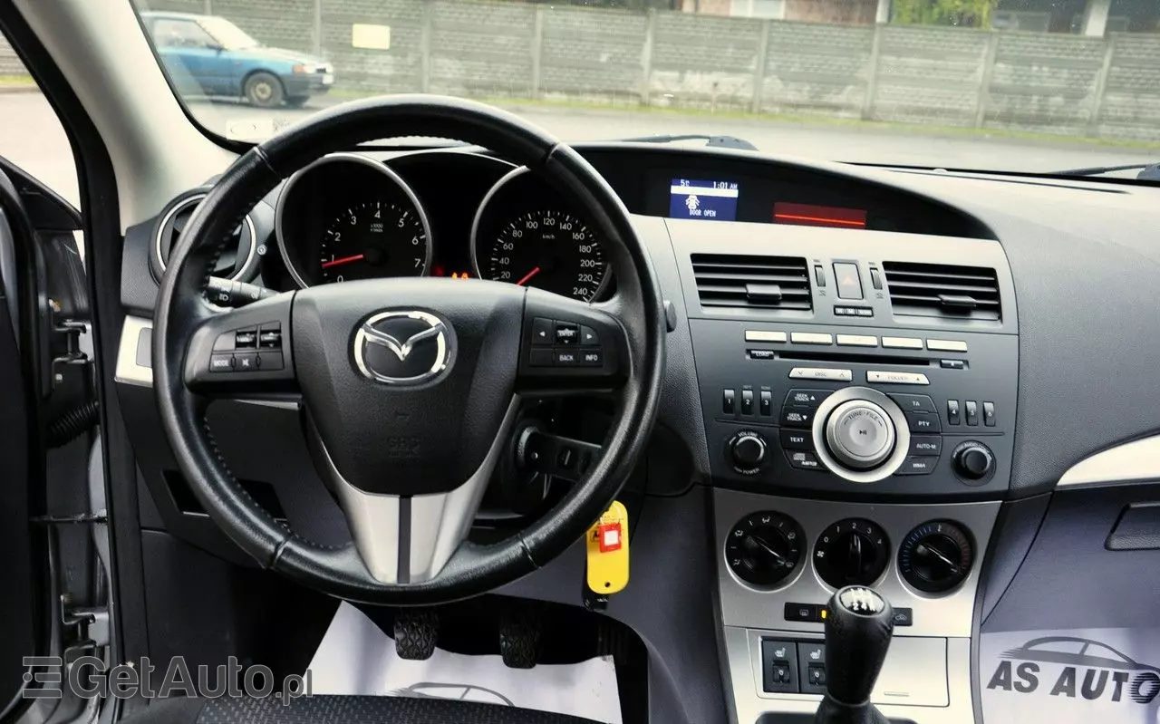 MAZDA 3 1.6 Comfort
