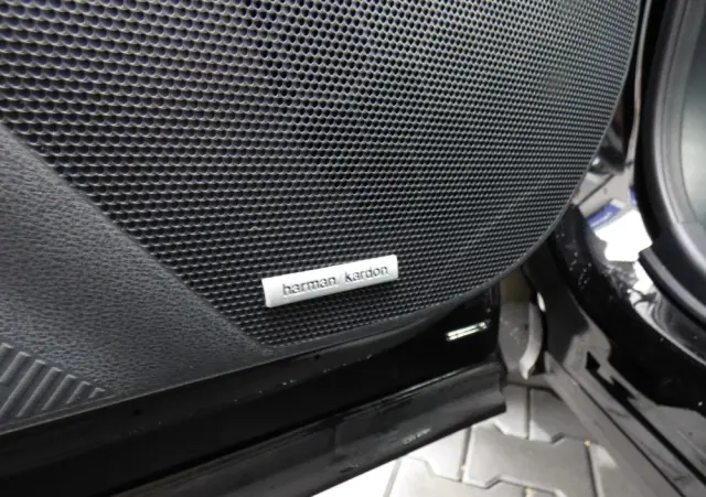 SUBARU Forester 2.0i-L Platinum (EyeSight) Lineartronic