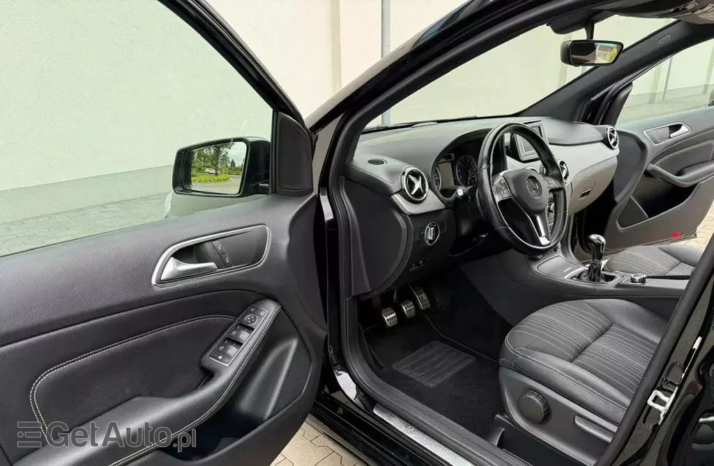 MERCEDES-BENZ Klasa B 