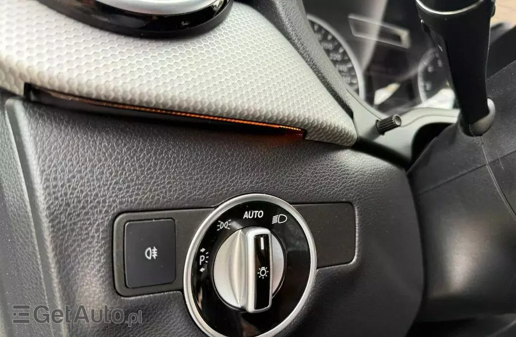 MERCEDES-BENZ Klasa B 