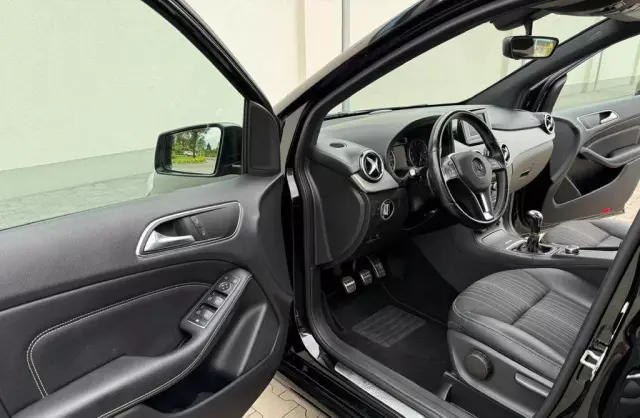 MERCEDES-BENZ Klasa B 