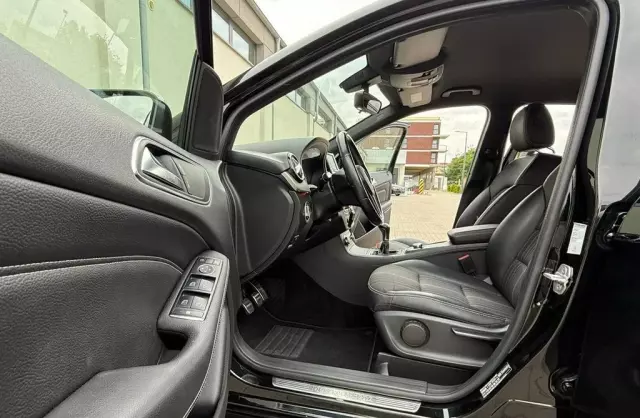 MERCEDES-BENZ Klasa B 