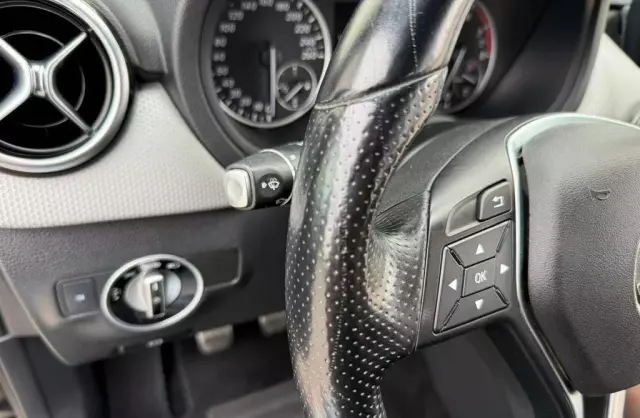 MERCEDES-BENZ Klasa B 