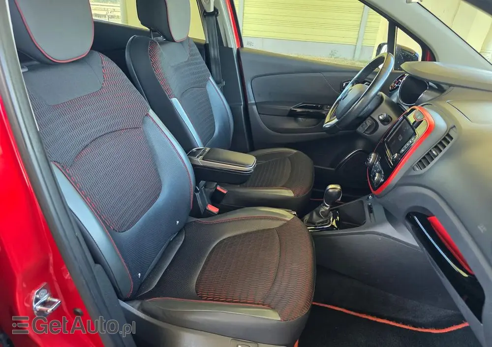 RENAULT Captur TCe 120 EDC Dynamique