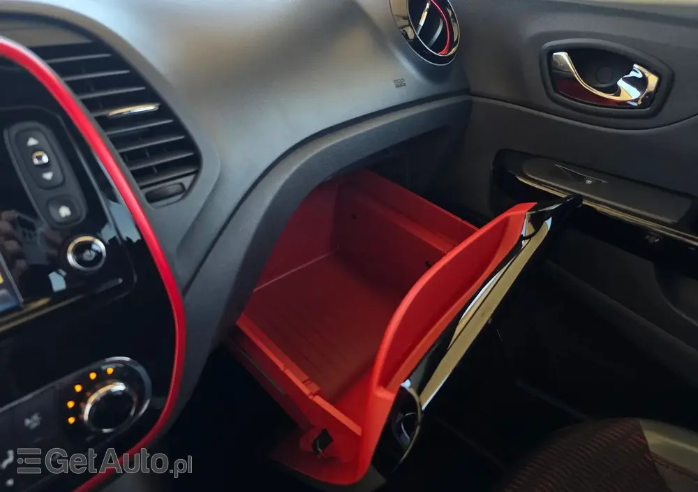 RENAULT Captur TCe 120 EDC Dynamique