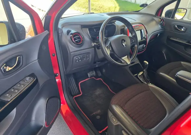 RENAULT Captur TCe 120 EDC Dynamique
