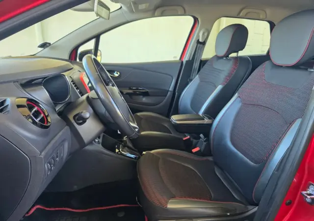 RENAULT Captur TCe 120 EDC Dynamique