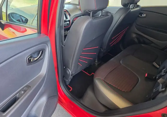 RENAULT Captur TCe 120 EDC Dynamique