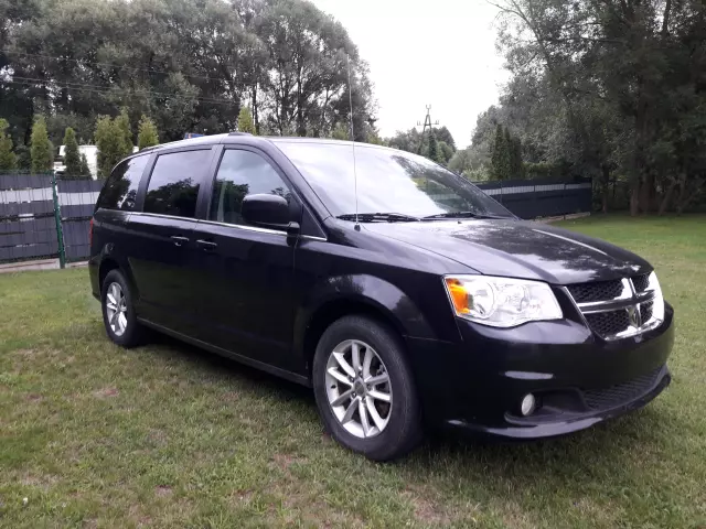 DODGE Grand Caravan 