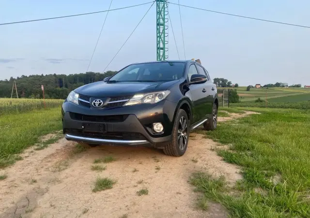 TOYOTA RAV4 2.0 D-4D 4x4
