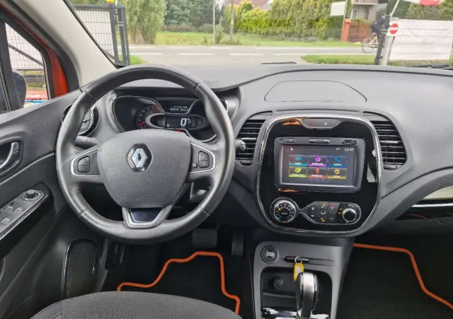 RENAULT Captur 