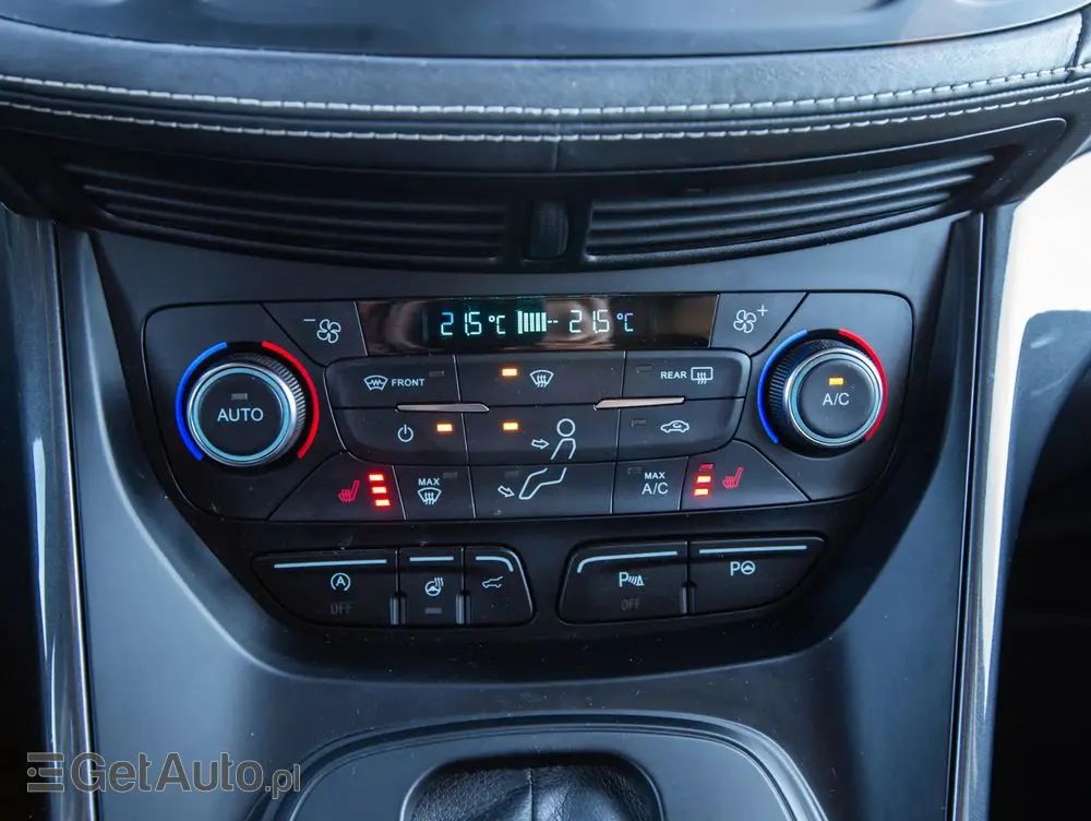 FORD Kuga 2.0 EcoBoost 4x4 Vignale