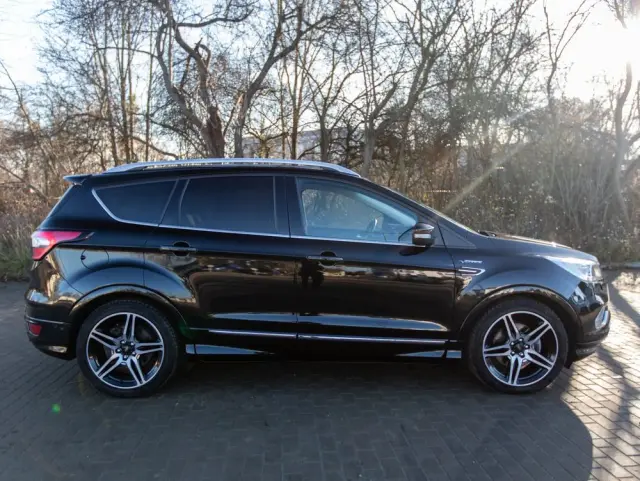 FORD Kuga 2.0 EcoBoost 4x4 Vignale