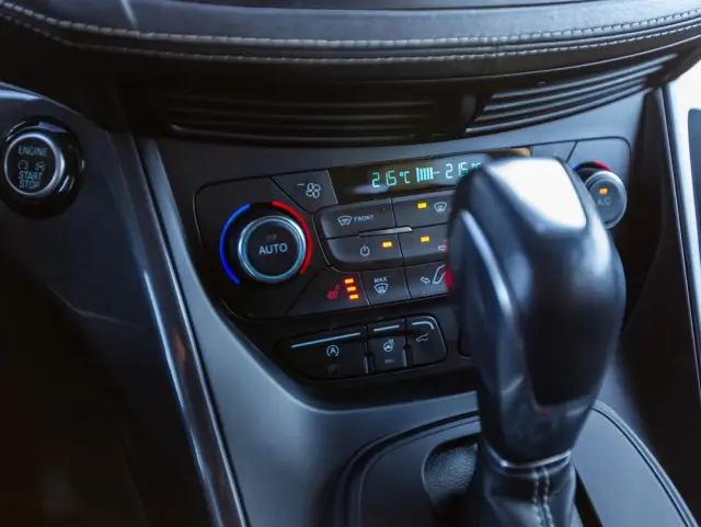 FORD Kuga 2.0 EcoBoost 4x4 Vignale