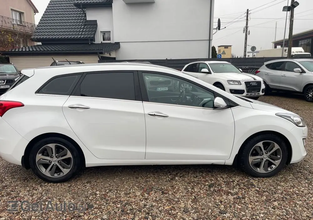 HYUNDAI I30 1.6 CRDi BlueDrive Premium DCT