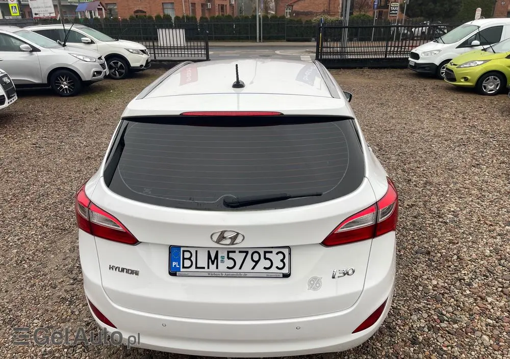 HYUNDAI I30 1.6 CRDi BlueDrive Premium DCT