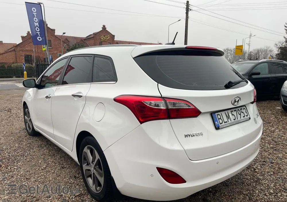 HYUNDAI I30 1.6 CRDi BlueDrive Premium DCT