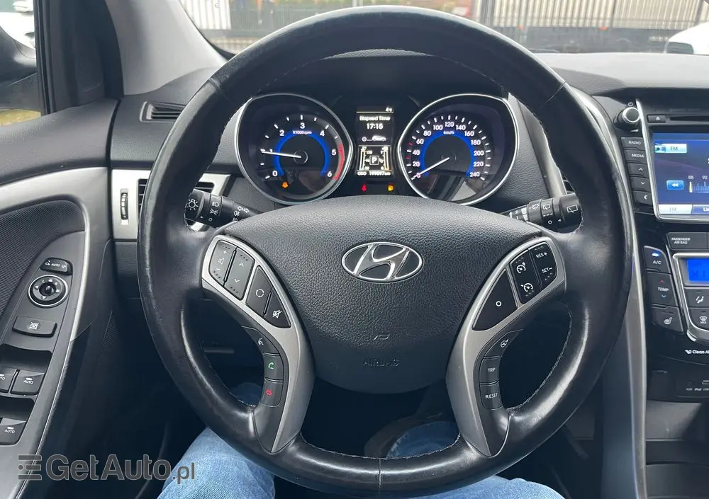 HYUNDAI I30 1.6 CRDi BlueDrive Premium DCT