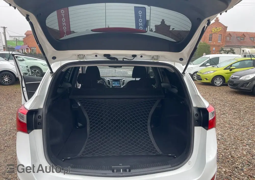 HYUNDAI I30 1.6 CRDi BlueDrive Premium DCT