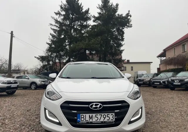 HYUNDAI I30 1.6 CRDi BlueDrive Premium DCT