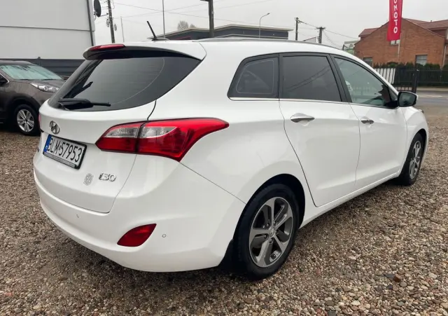 HYUNDAI I30 1.6 CRDi BlueDrive Premium DCT