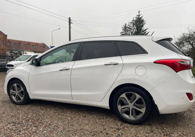 HYUNDAI I30 1.6 CRDi BlueDrive Premium DCT