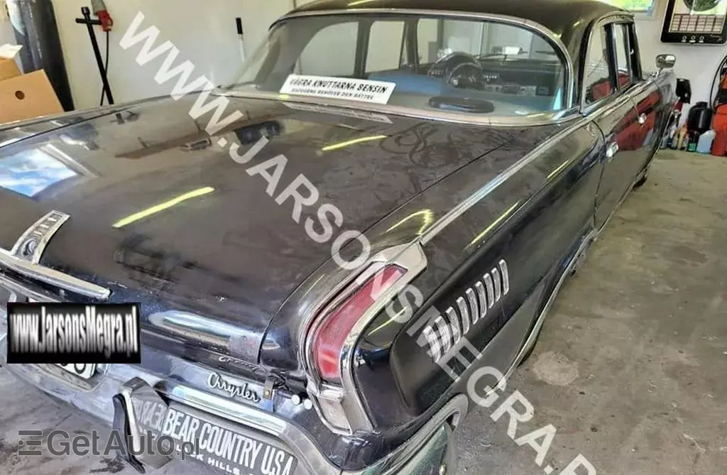 CHRYSLER New Yorker Sedan 6.8 V8 