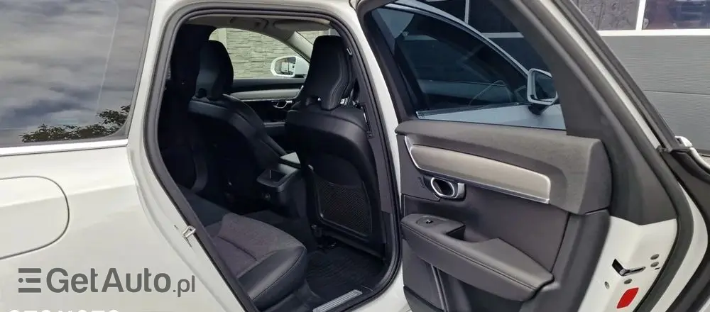 VOLVO V90 B4 D Geartronic Momentum