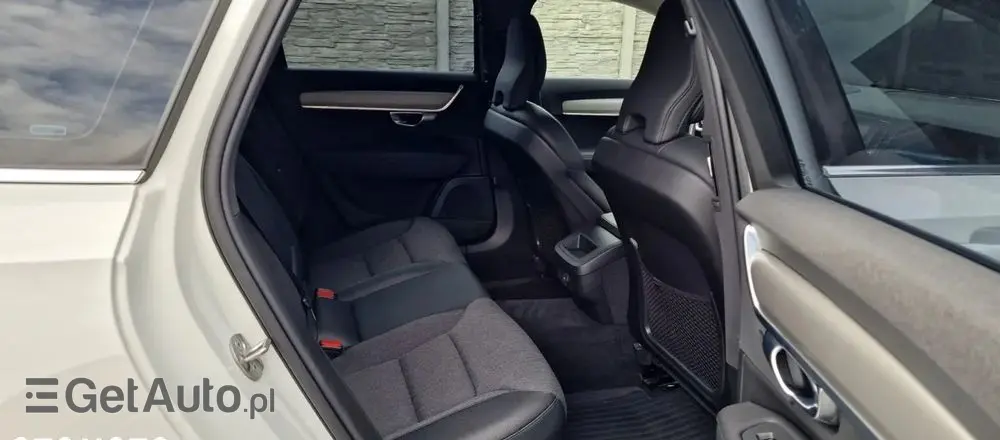 VOLVO V90 B4 D Geartronic Momentum