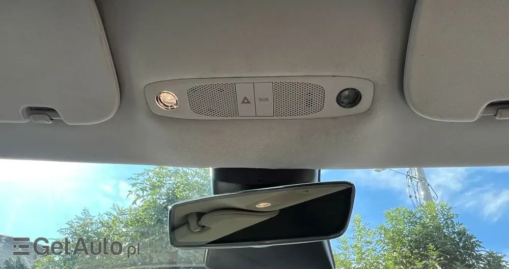 TESLA Model 3 Langstreckenbatterie Allradantrieb Dual Motor Performance