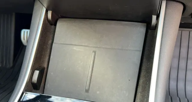 TESLA Model 3 Langstreckenbatterie Allradantrieb Dual Motor Performance