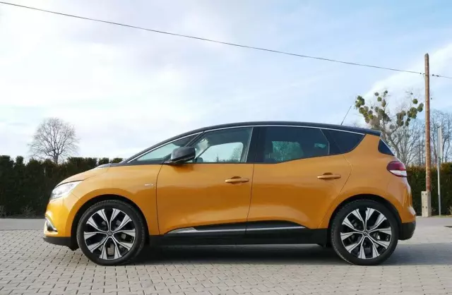 RENAULT Scenic 