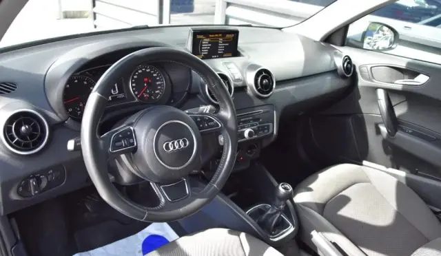 AUDI A1 